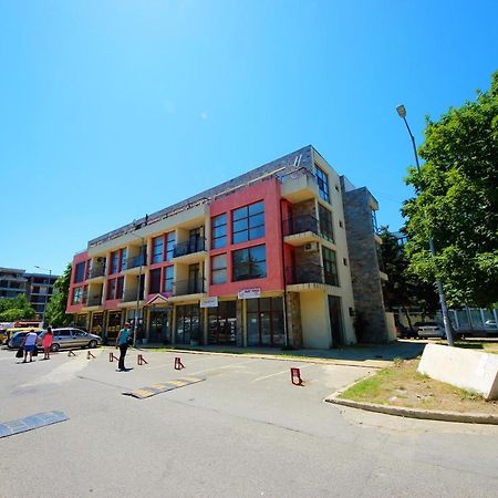 Menada Crystal Park Apartments Sluneční pobřeží Exteriér fotografie