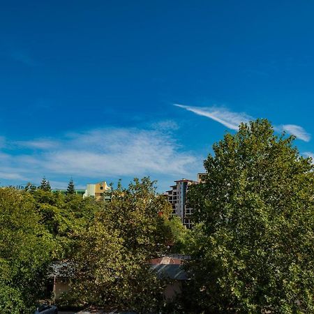 Menada Crystal Park Apartments Sluneční pobřeží Exteriér fotografie
